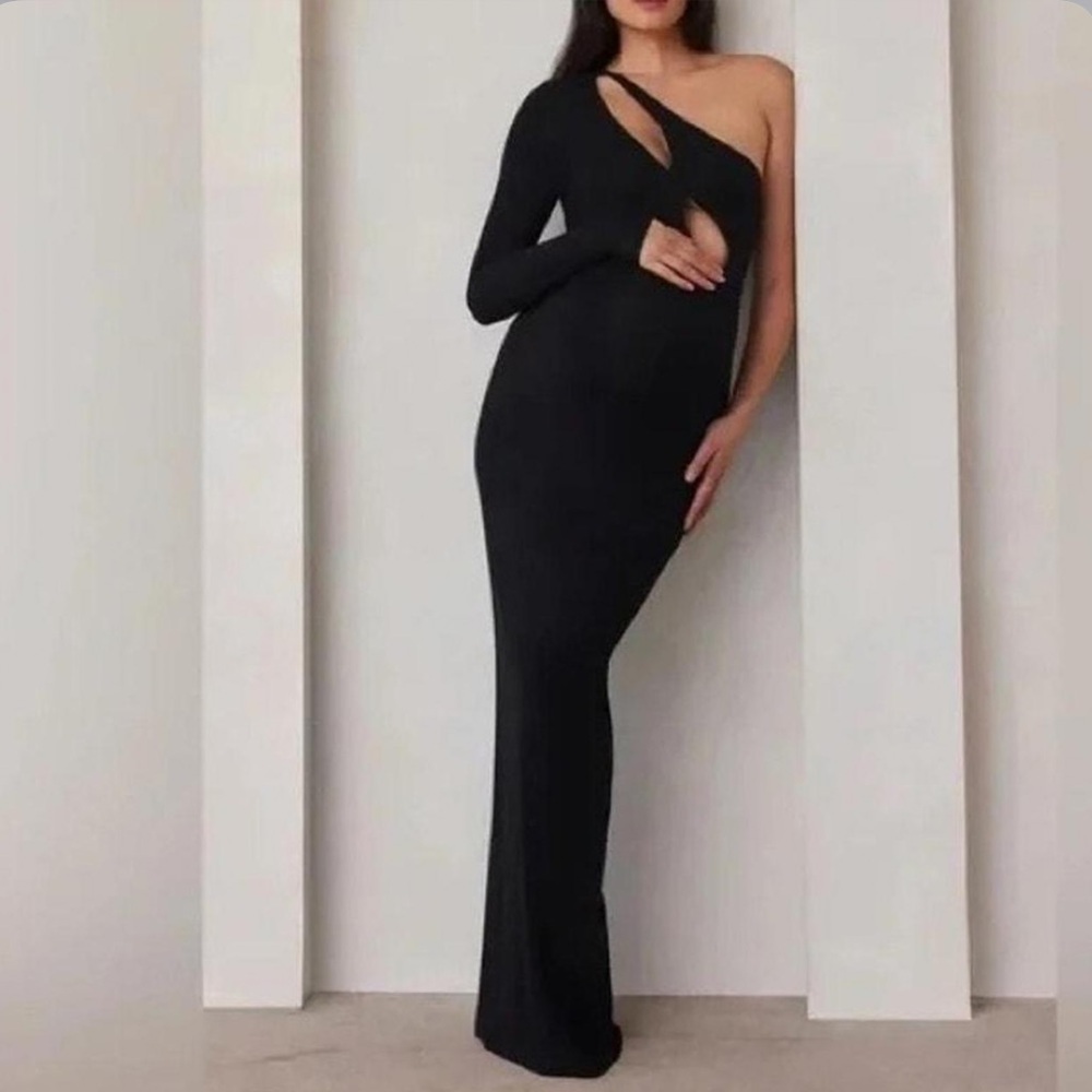 Bumpsuit- NWT Black One Shoulder Cutout Maternity Maxi Dress